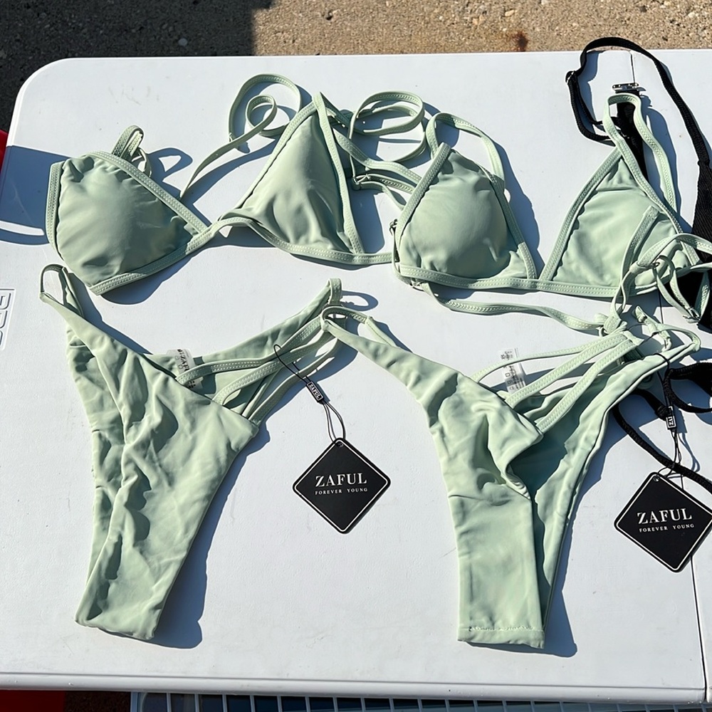 Zaful bikini - mint green, sizes 4 and 6